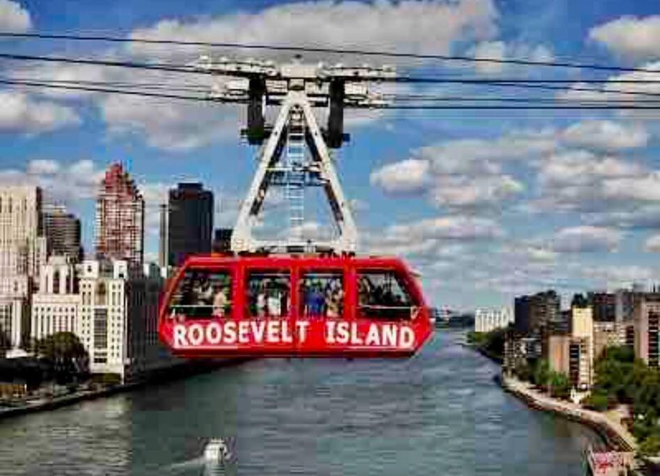 Lga Airport 3 Mins, 3 Bedroom Duplex House, Parking And Private Backyard, 9Mins Subway! New York Exterior foto
