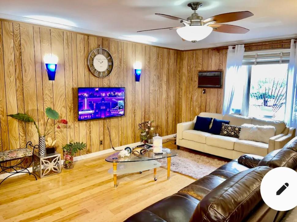 Lga Airport 3 Mins, 3 Bedroom Duplex House, Parking And Private Backyard, 9Mins Subway! New York Exterior foto